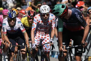 The importance of a Tadej Pogačar gift in the race against Vingegaard for Tour de France supremacy – Barcelona Grand Départ GC analysis