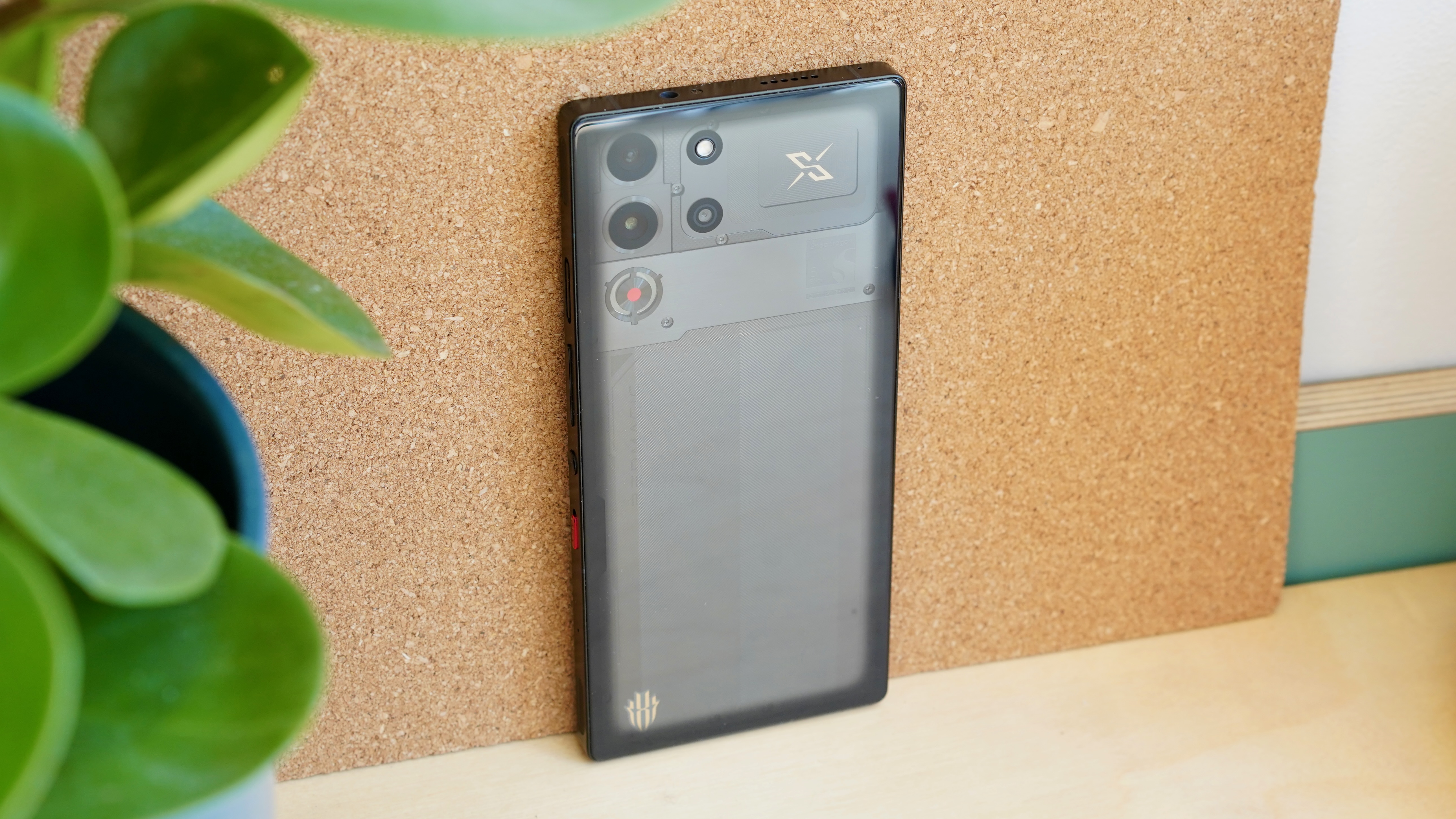 Nubia Red Magic 10S Pro product shots