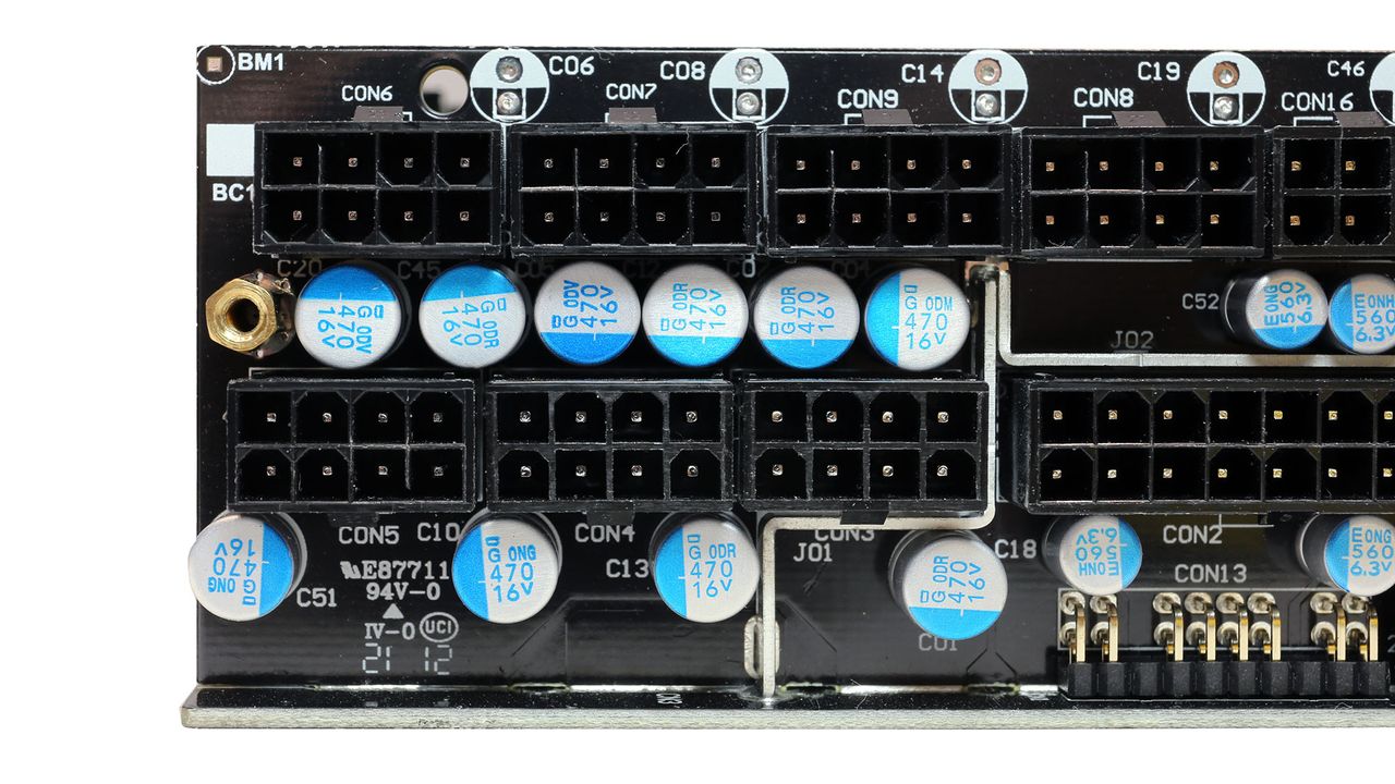 EVGA 1000 P6