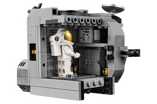The detailed interior of the ascent stage of the Lego NASA Apollo 11 Lunar Lander has space for two minifigures.