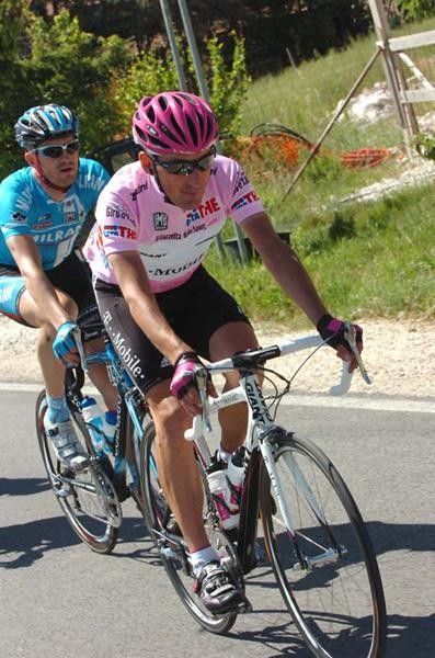 Marco Pinotti (T-Mobile) spent the day in the Maglia Rosa.