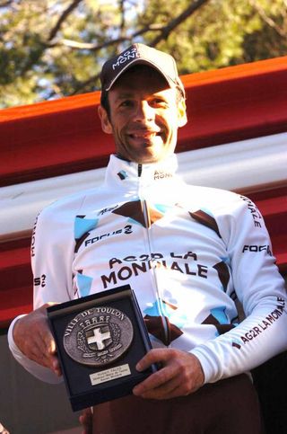 Stage 4 - Péraud escapes to victory on Mont Faron