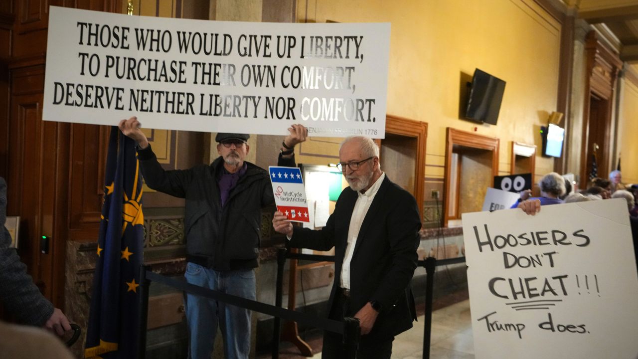 Protesters at Indiana's statehouse urge state Senate to reject new congressional map