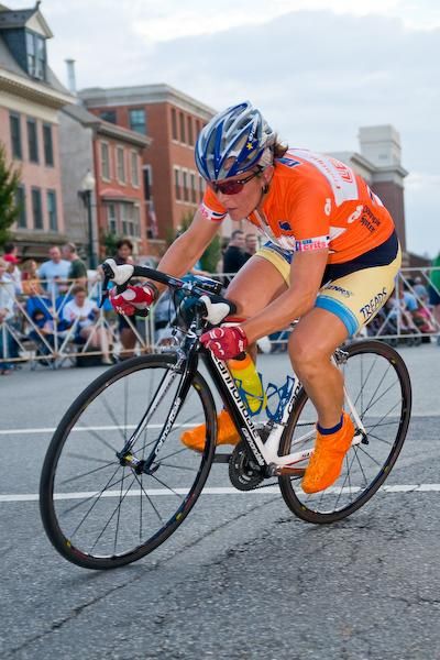 Current points leader Tiffany Pezzulo (Treads.com) would give up the jersey tonight.