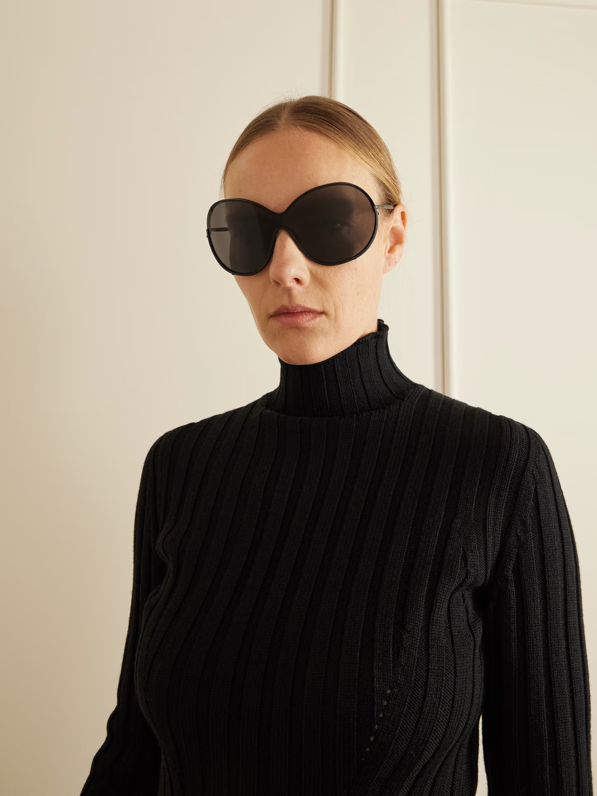 Ala&iuml;a, Mask Large Round-Frame Metal Sunglasses