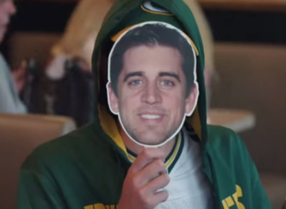 Watch the Packers' Aaron Rodgers hilariously meet his British Doppelganger