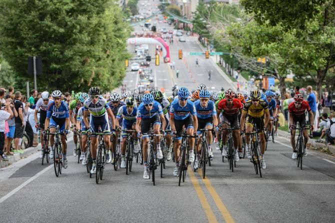 The peloton hits the climb before the finish.