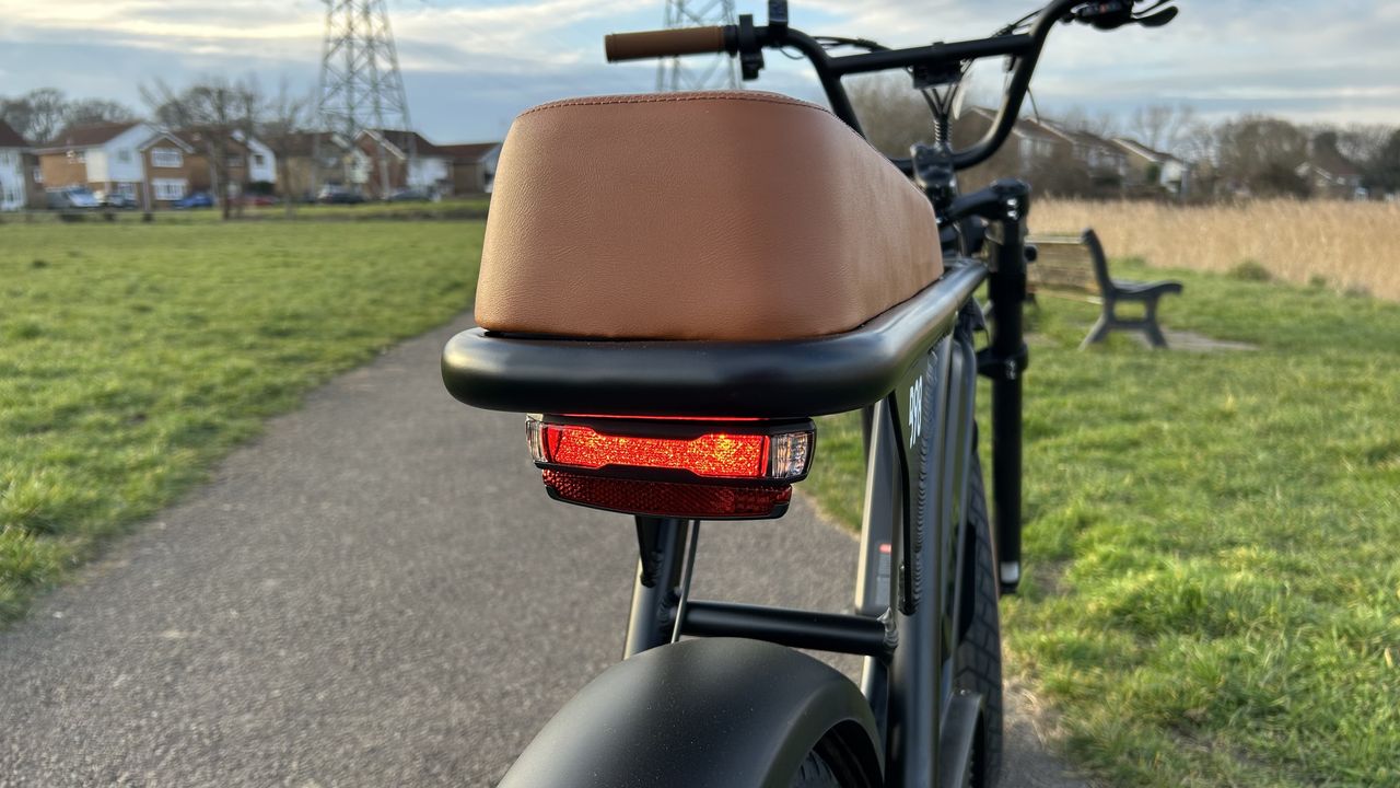 Halfords B98 Electric Hybrid Bike