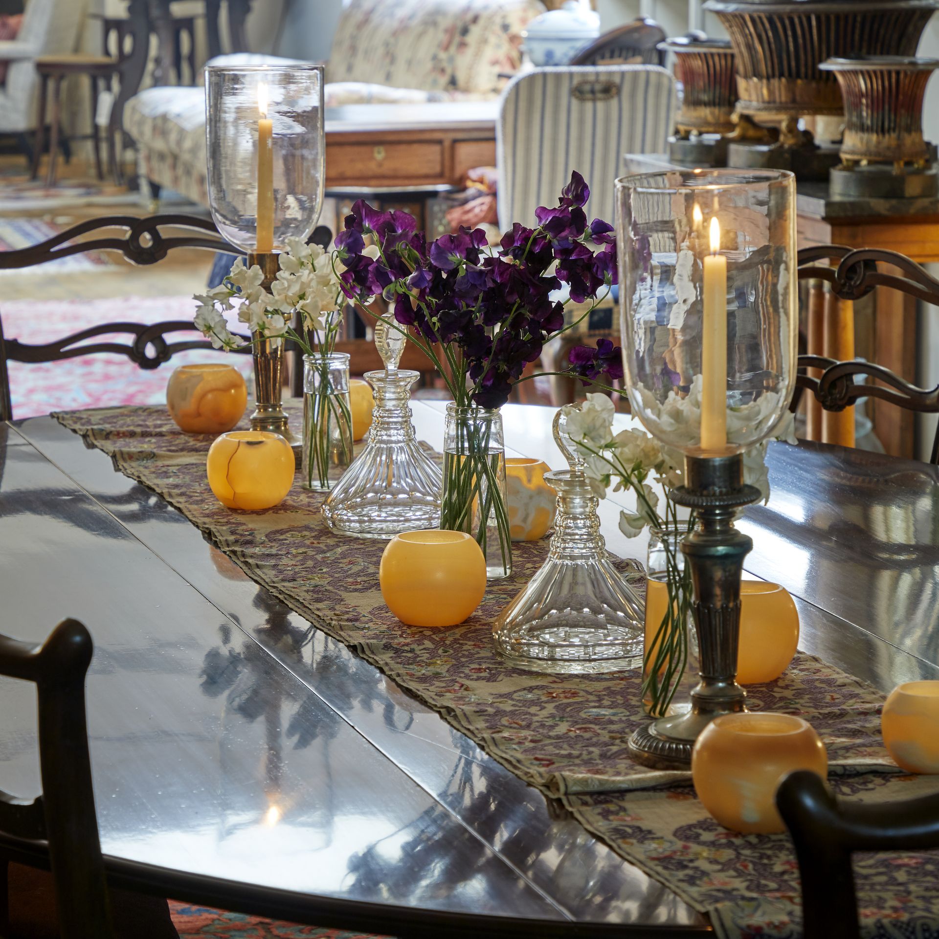 Outdoor entertaining - dining table