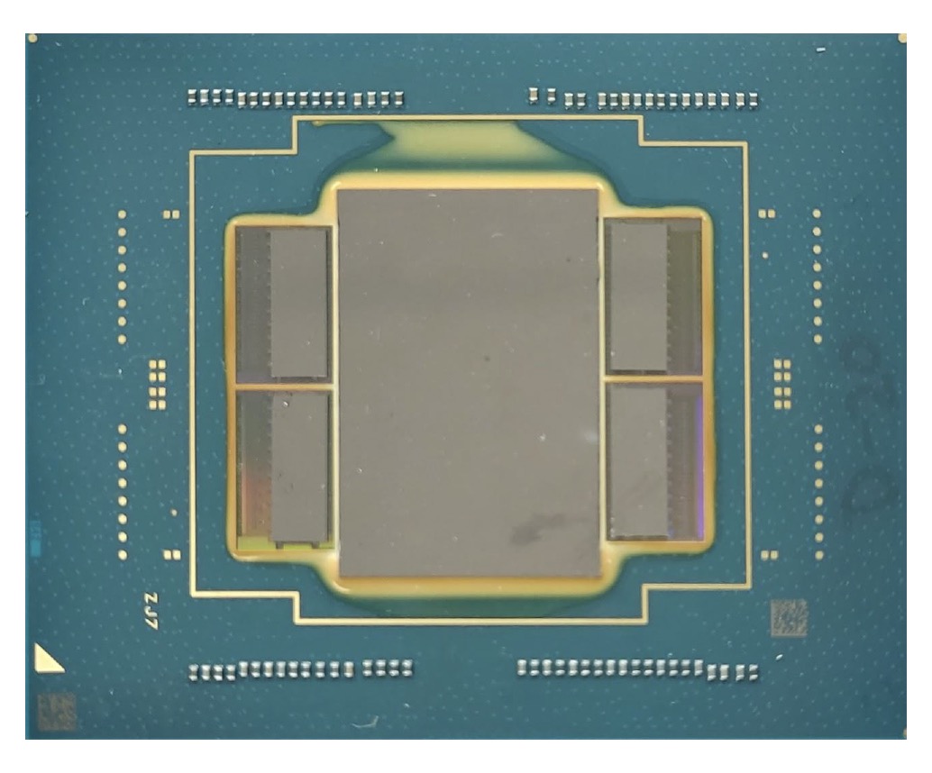 Intel's eight-core 528-thread CPU for DARPA