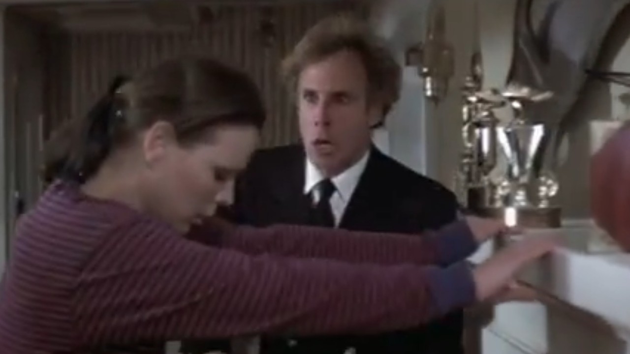 Bruce Dern in a manic state with Marthe Keller in Black Sunday