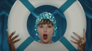 Taylor Swift is scene in The Fate of Ophelia music video.