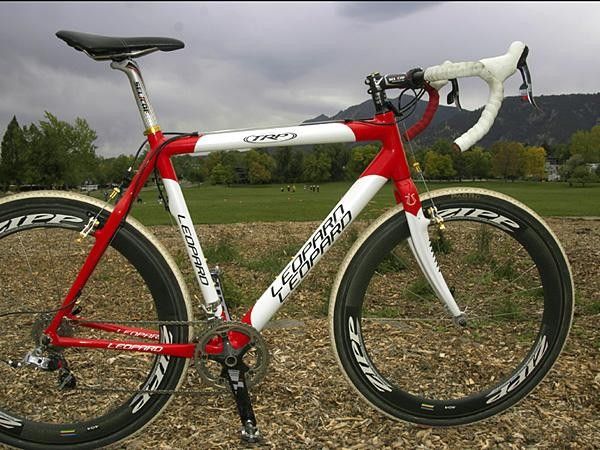 Parbo says the main things he looks for in a 'cross bike is light weight and high strength and he says his new CX1 provides him with both.