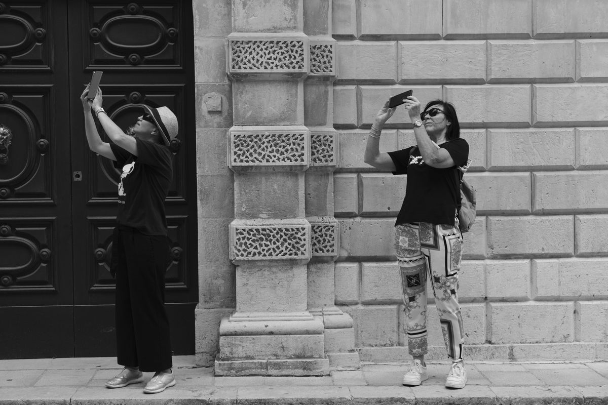 Black and white street photo using the Fujifilm X-S20 Acros Film Simulation