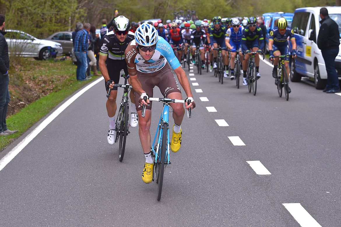 Pierre Latour (AG2R La Mondiale) attacks