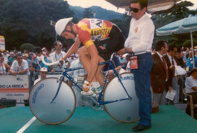 Rolf Sorensen prepares for the final time trial