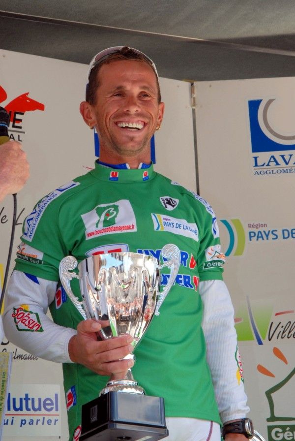 Jimmy Casper (Besson Chaussures) wins the points jersey.