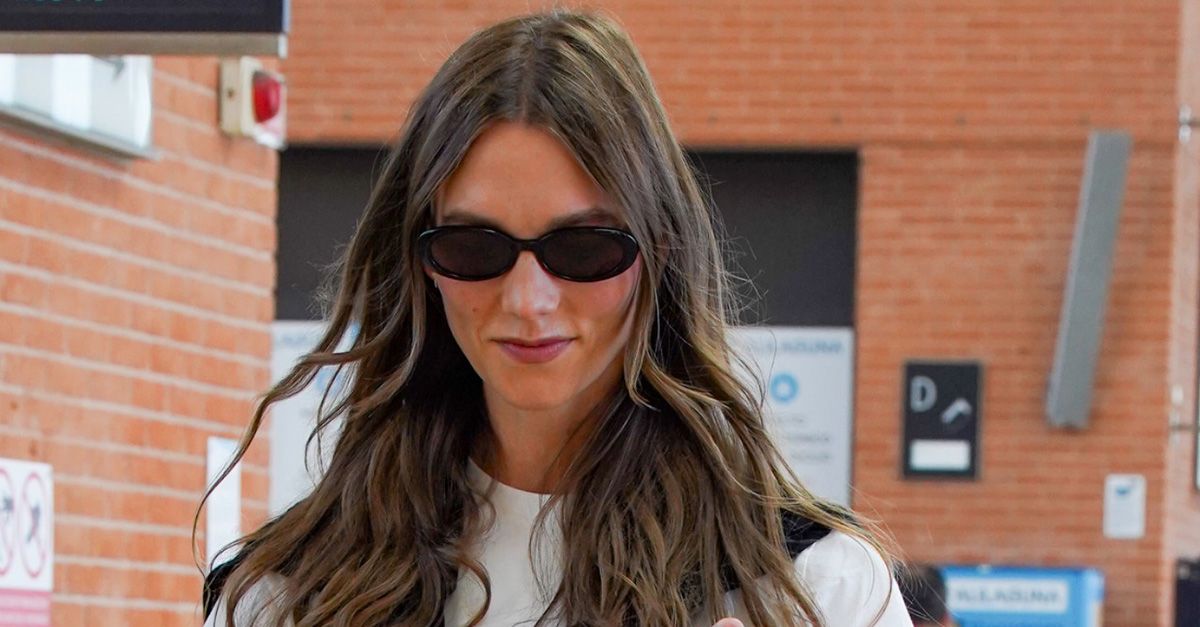 Better Than Jeans—This Pretty Skirt Trend Will Instantly Increase the Value of Your White T-Shirts