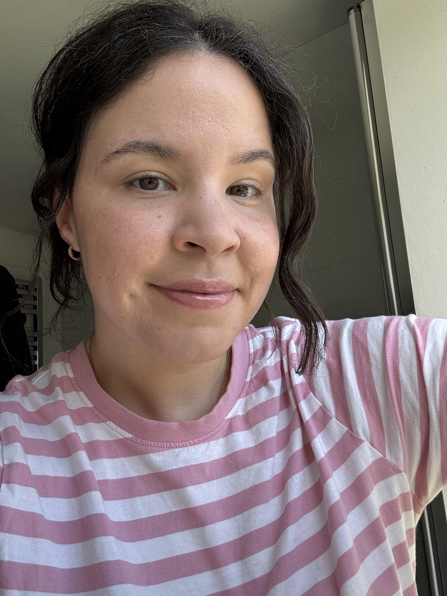 Mica Ricketts before using blink brow pen