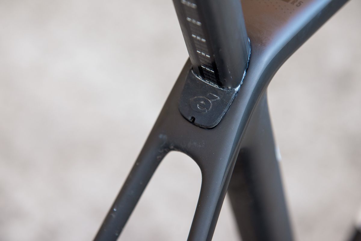 Cervelo R5 Sram AXS bike images and detailss