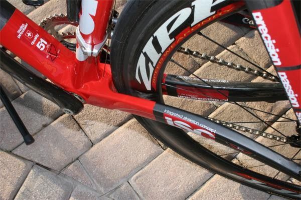 The hugely oversized bottom bracket area