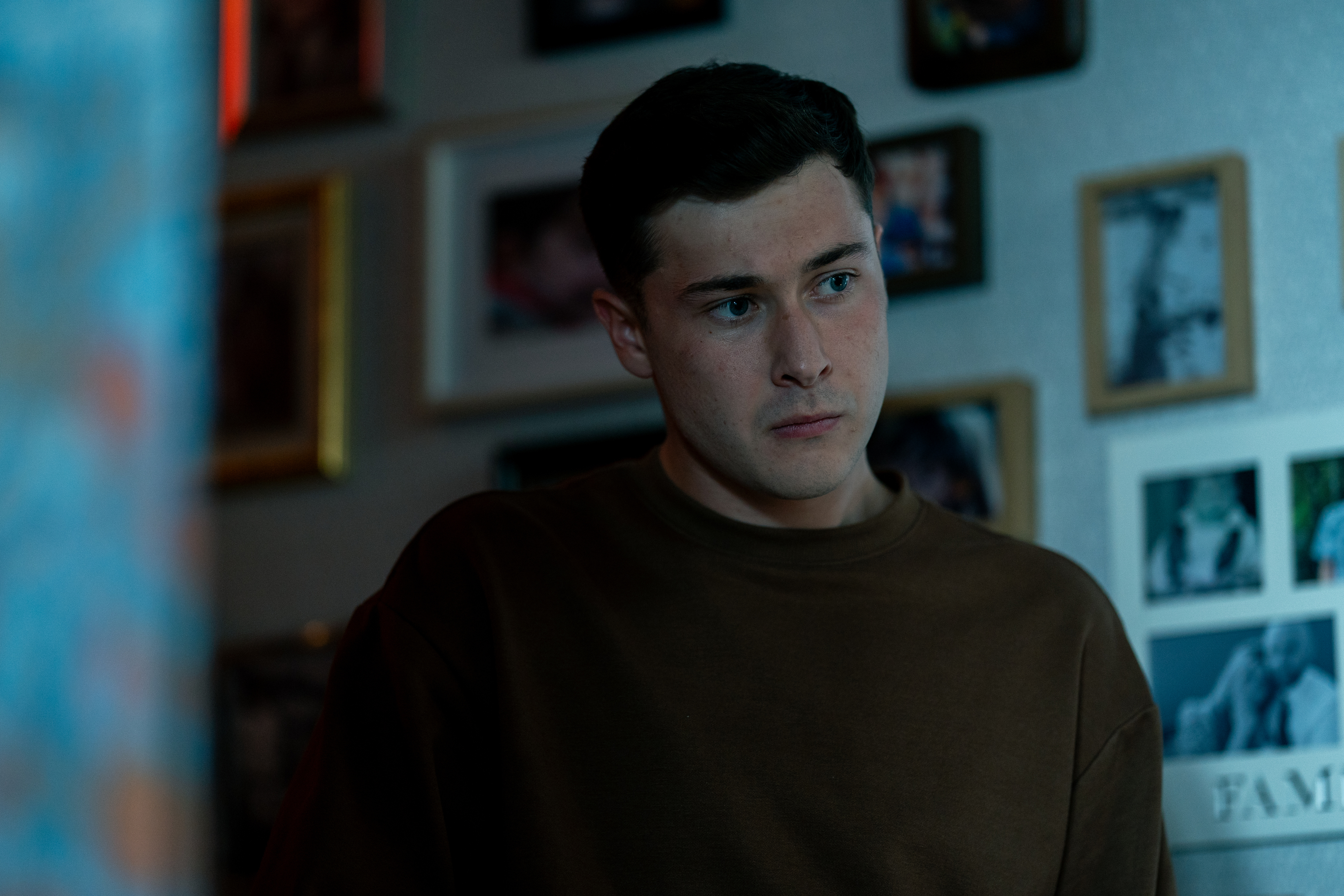 Cameron (Samuel Bottomley) is convinced his father is innocent