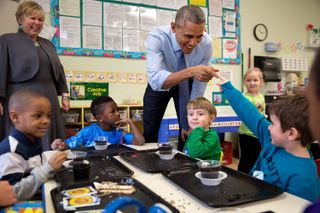 The President visits The Community Children's Center in Kansas, January 2015