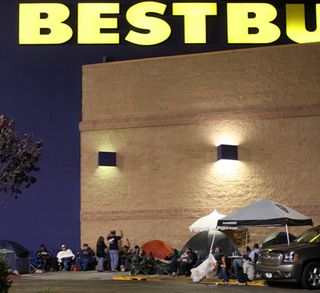 The Best Buy across the street only has 30 people.