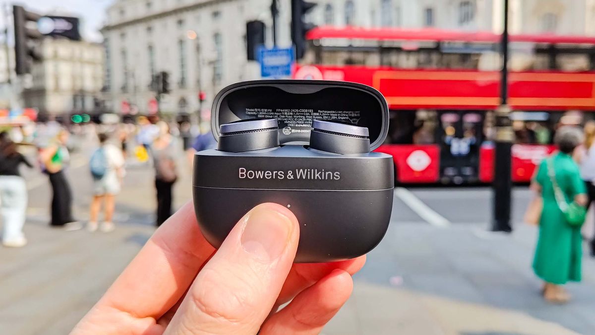 Bowers & Wilkins Pi8 Review | Tom's Guide