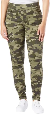 Levi Strauss Signature Gold Totally Shaping Pull-on Skinny Jeans (Women's)