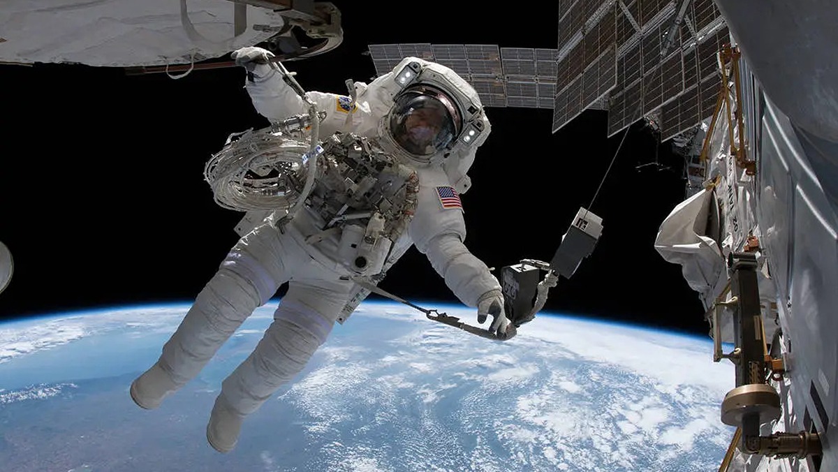 NASA calls off spacewalk due to leak on International Space Station Space