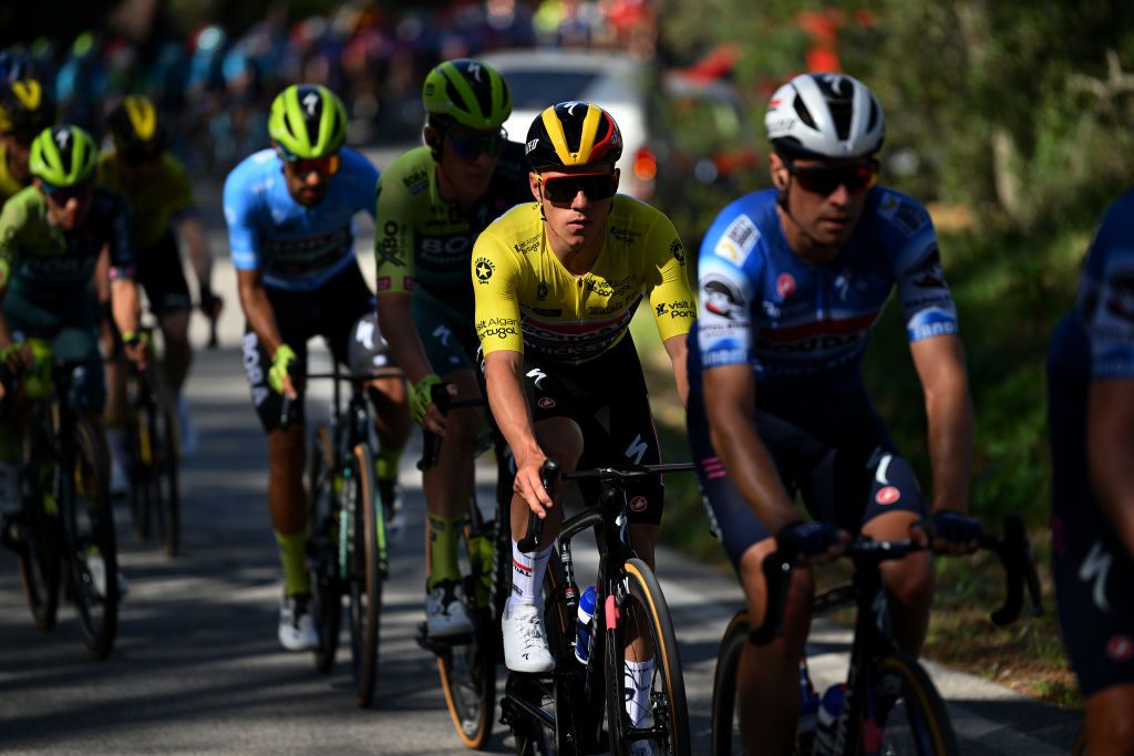 ALTO DO MALHAO PORTUGAL FEBRUARY 18 Remco Evenepoel of Belgium and Team Soudal Quick Step Yellow leader jersey competes during the 50th Volta ao Algarve em Bicicleta 2024 Stage 5 a 1658km stage from Faro to Alto do Malhao 514m on February 18 2024 in Alto do Malhao Portugal Photo by Dario BelingheriGetty Images