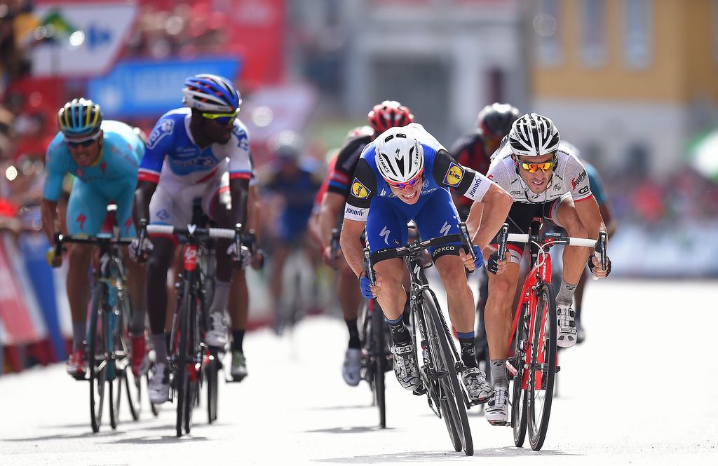 Fabio Felline (Trek-Segafredo) tries to come around Gianni Meersman for the stage win