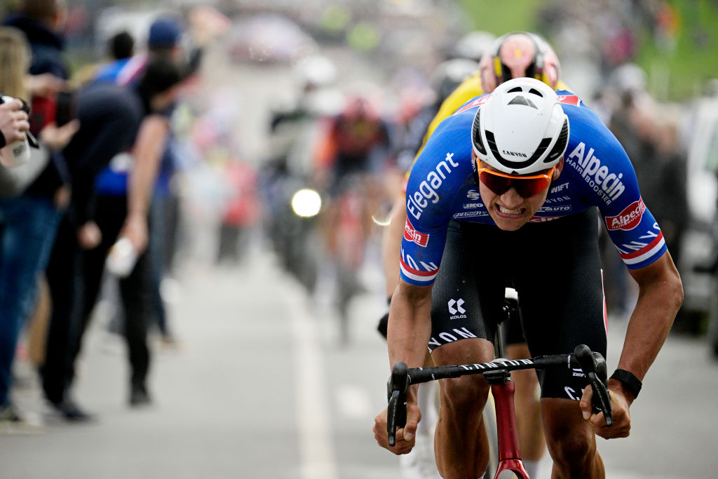 UCI World Championships: Mathieu Van Der Poel wins road race rainbow jersey  in Glasgow