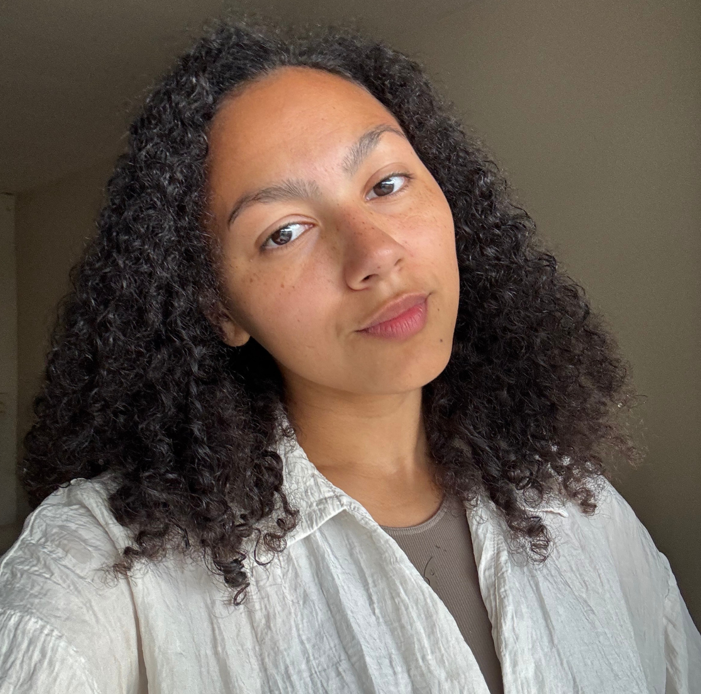 Sabrina Talbert testing Brazilian Curly Hair Products Review