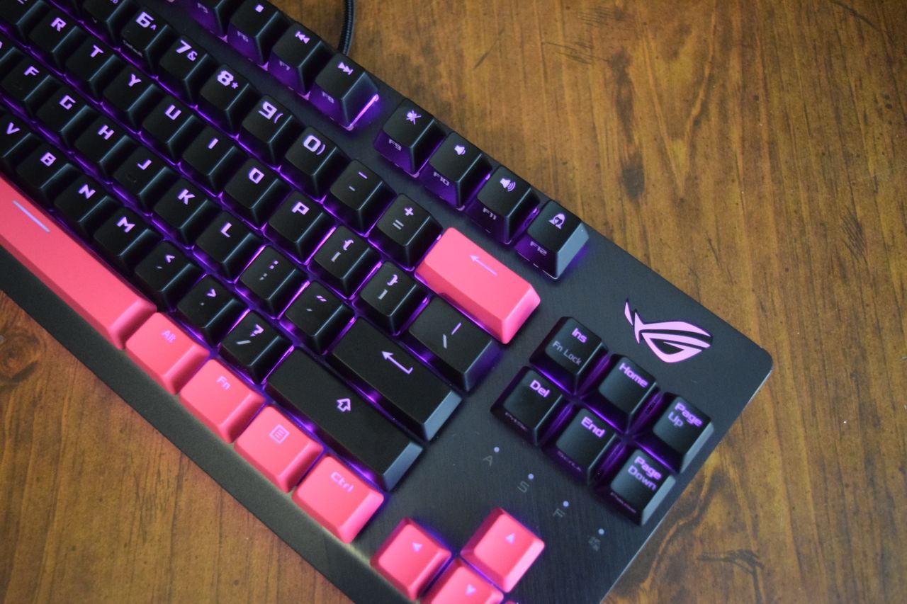 Asus ROG Strix Scope TKL Electro Punk