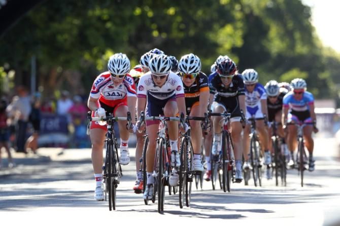 Emily Roper (QLD) leads the bunch - she won the Under 23 title