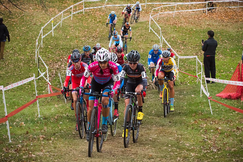 Courtenay McFadden (American Classic|Zones) leads the women's field after the holeshot.