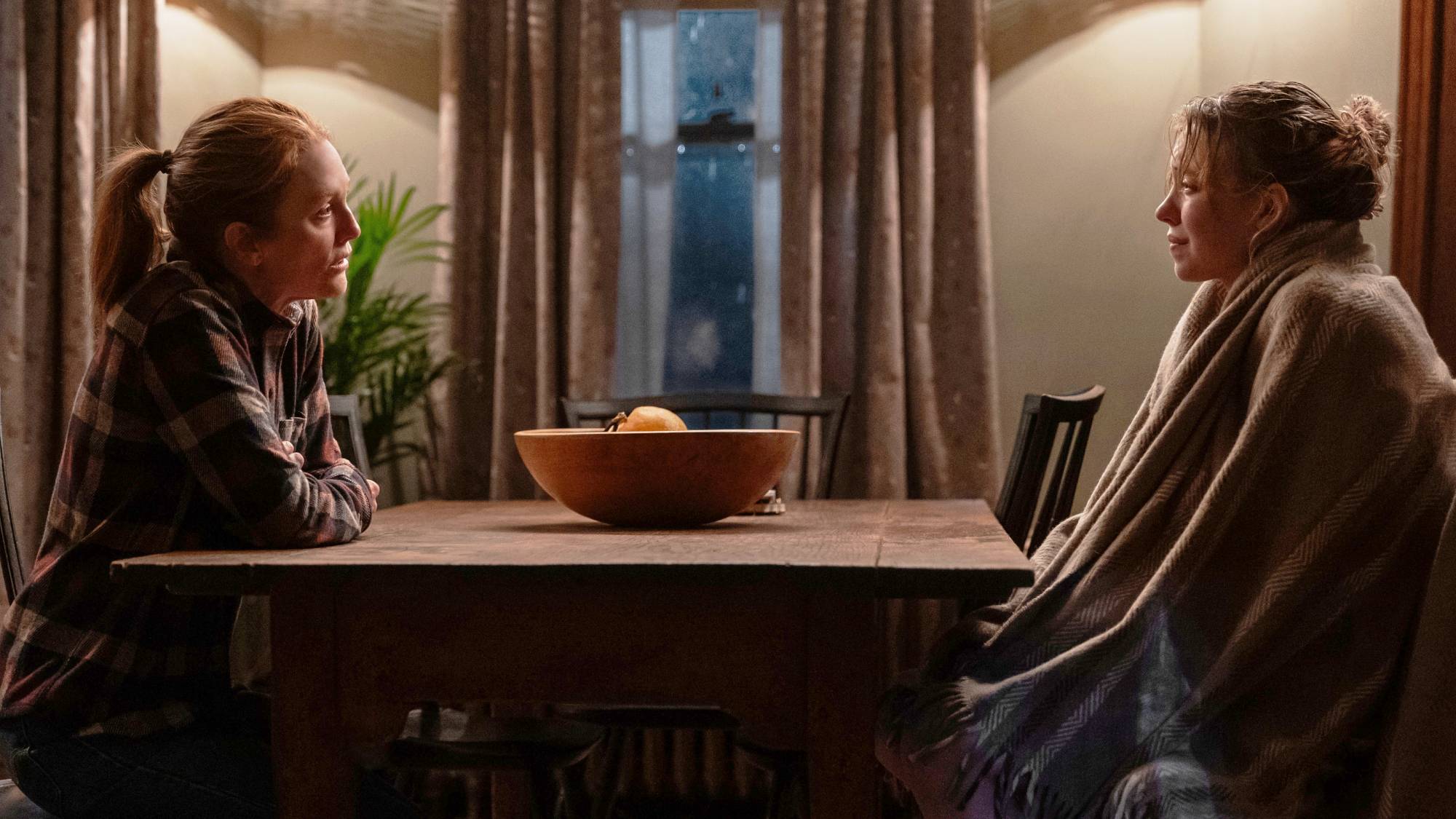 Julianne Moore and Sydney Sweeney in "Echo Valley" on Apple TV Plus