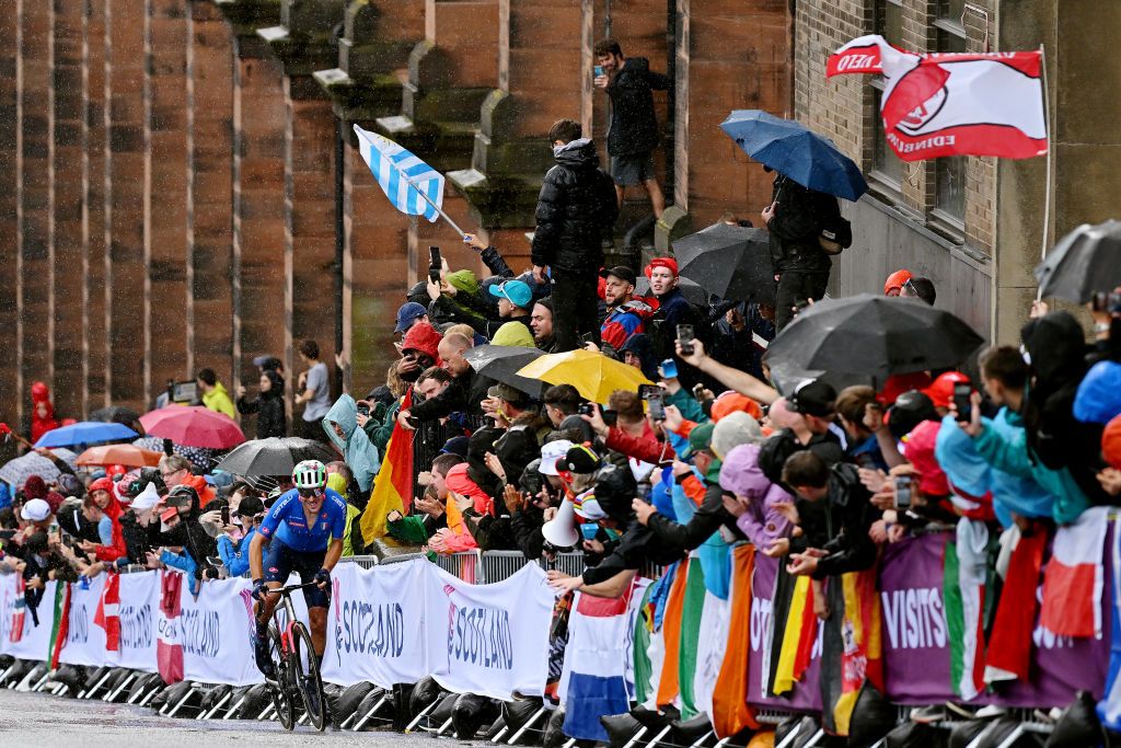 Alberto Bettiol of Italy took a solo flyer on the Glasgow city centre circuit