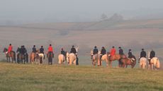 Hip flask recipes: Being correctly turned out by knowing what to wear out hunting will help you to enjoy your day, as demostrated here by the correctly turned out field of The Grafton hunt