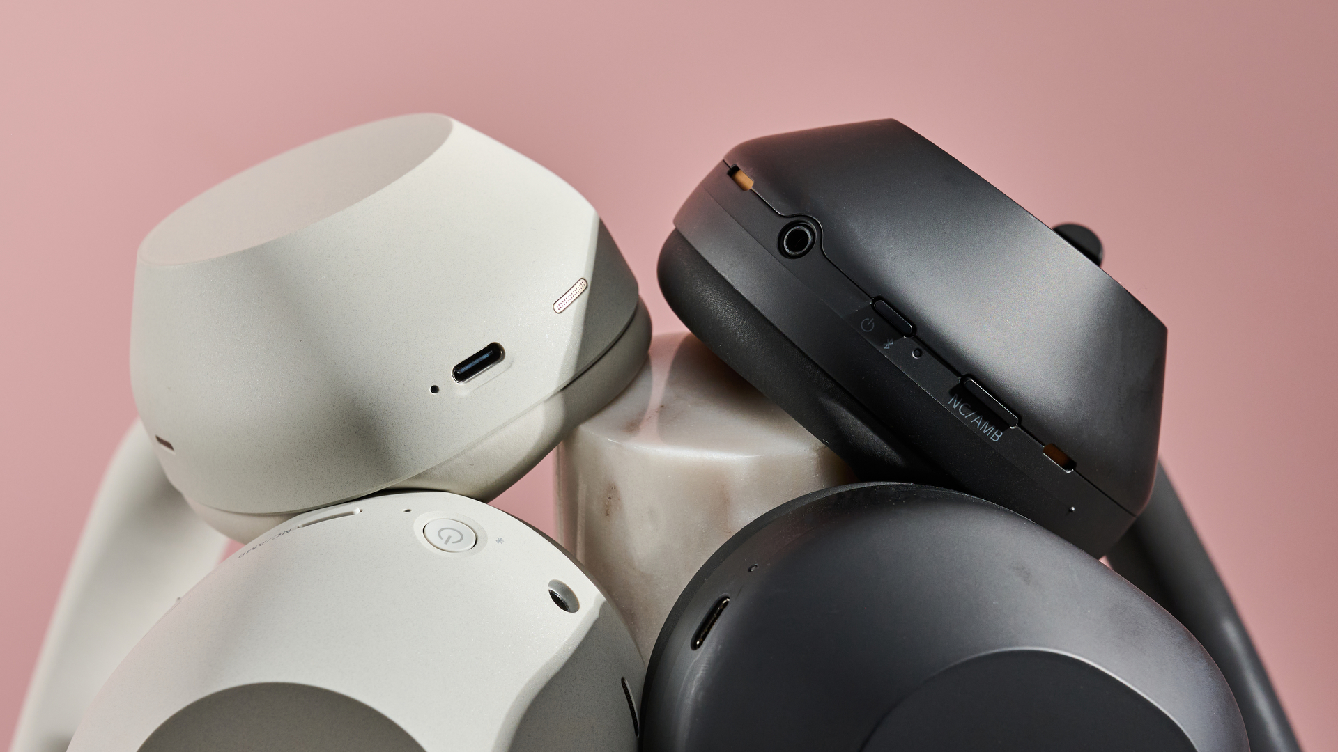 Sony WH-1000XM6 and Sony WH-1000XM5 earcups