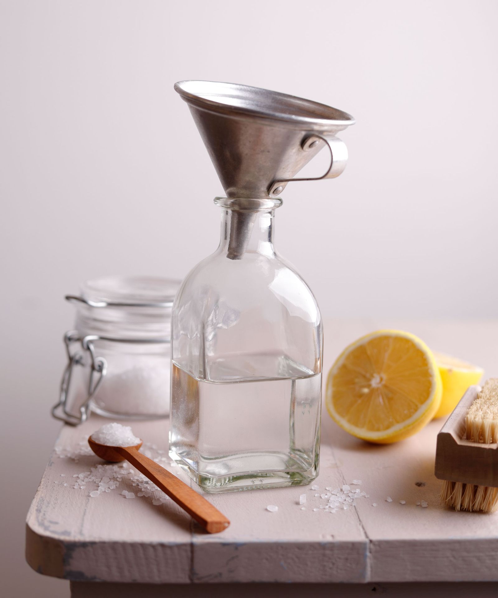 How to get rid of moths with vinegar 4 simple solutions Homes & Gardens