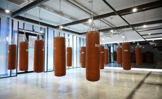 The studios offer a wide range of classes, including a variety of yoga styles and pilates, to boxing and signature workouts (like BLOKFIT, BLOKFLEX, BLOCKORE) deisgned to ‘push you to your limits’.