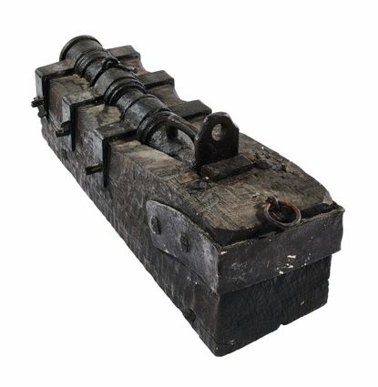 German 15th-century breech-loading cannon. £11,875.