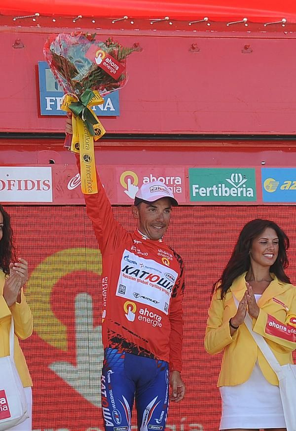 Joaquim Rodr&iacute;guez regained the race lead with a superb attack in the finale of stage 16.