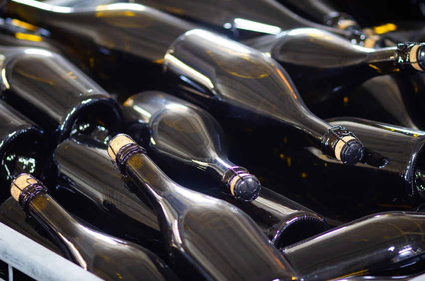 Ukrainian wine theft - Grande Vallee sparkling wine bottles