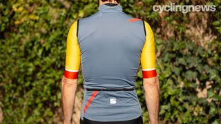 The back of the Sportful Fiandre Light Norain Vest