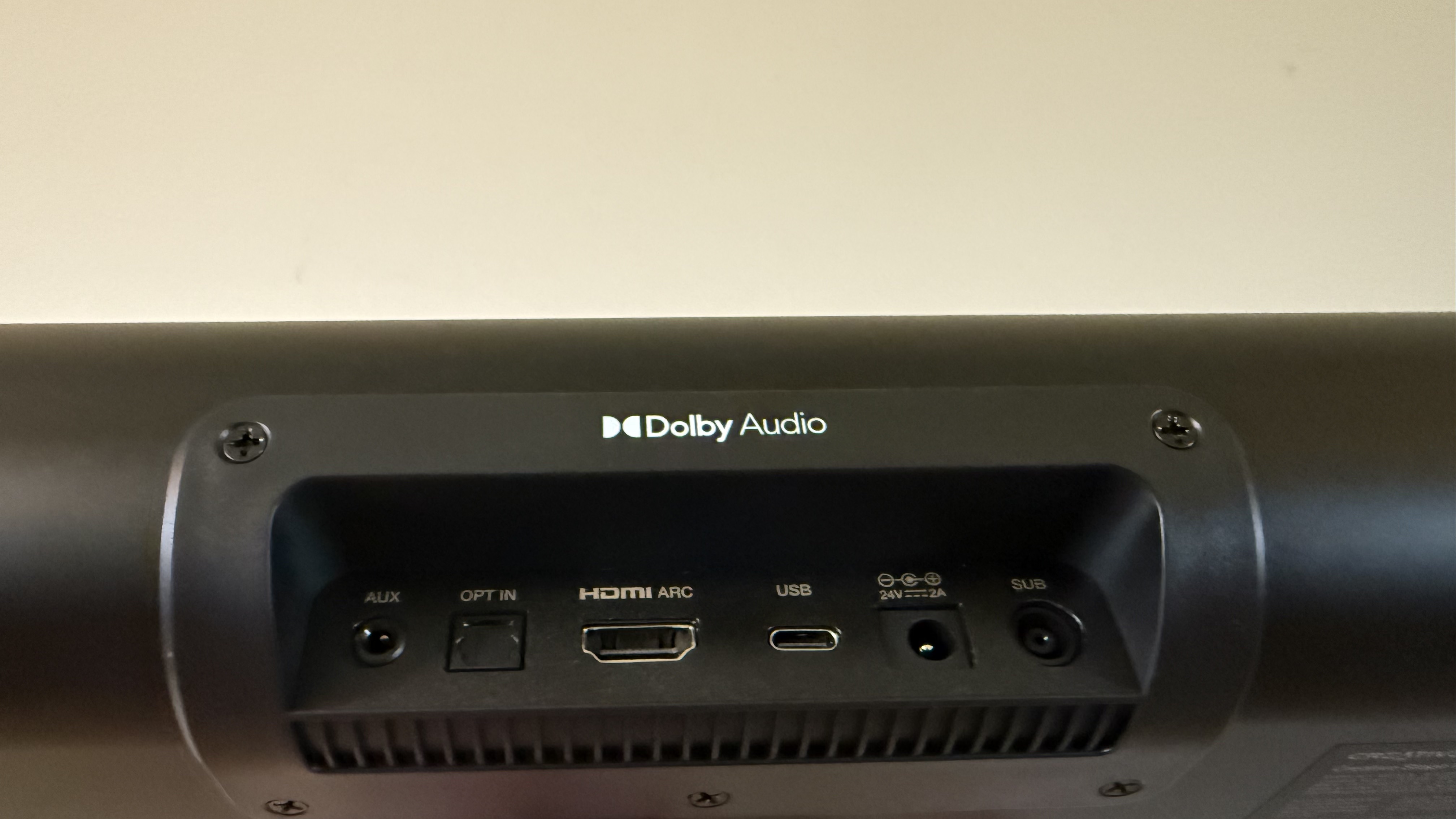 Creative Stage Pro input ports