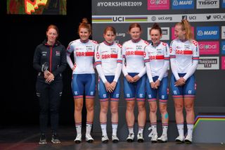 Anna Shackley (second right) with the junior women’s Great Britain team at the 2019 UCI Road World Championships in Yorkshire